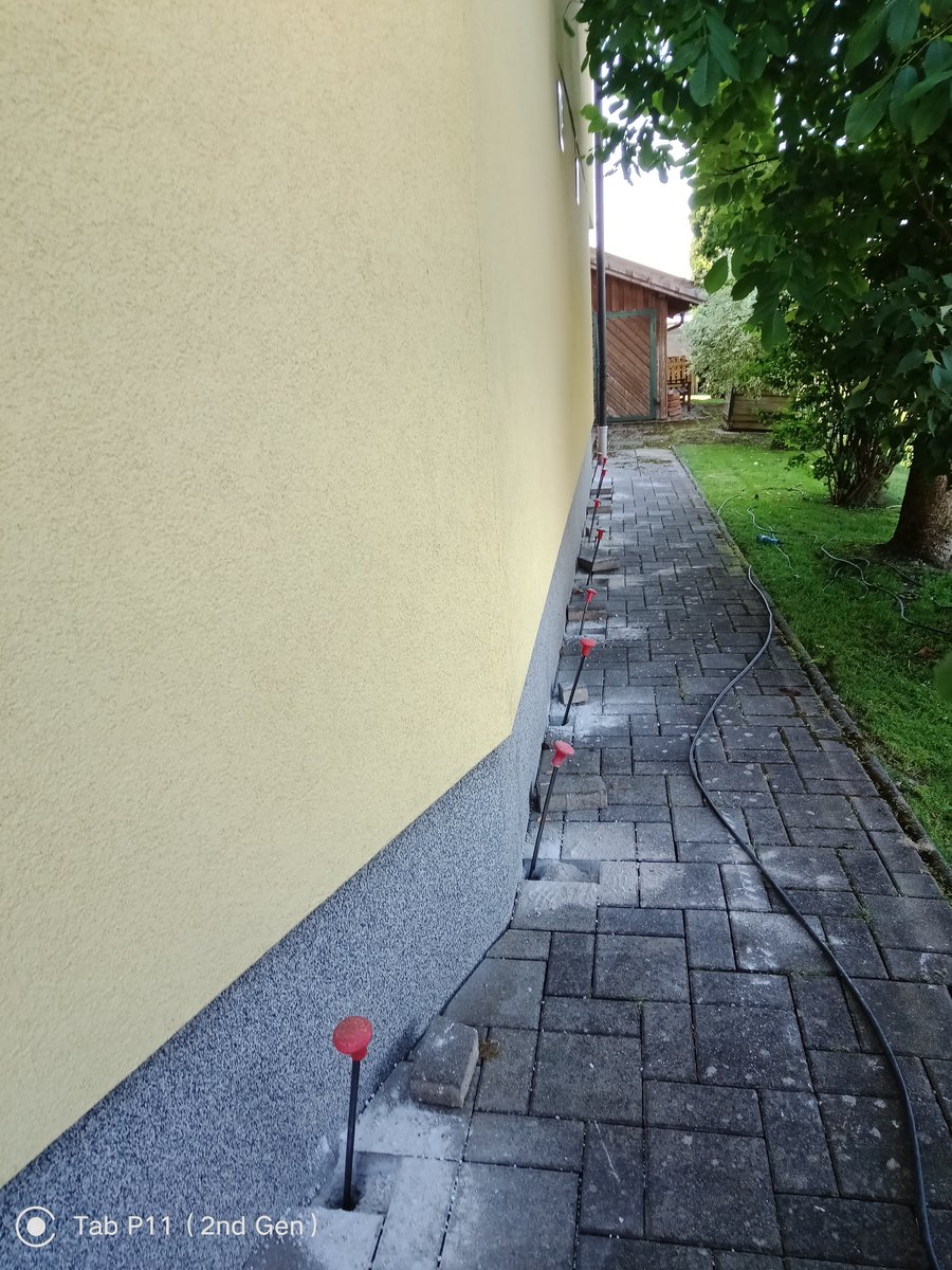 Kunstharzinjektion an Gebäude mit Setzungsschäden