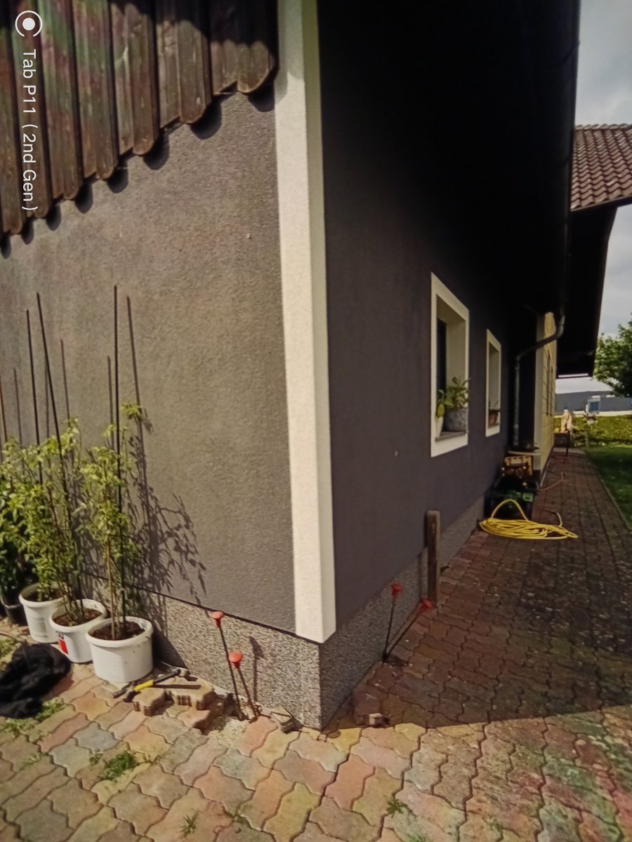 Injektionslanzen an der Außenwand des Gebäudes