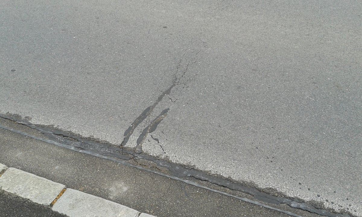 stabilisierung-fahrbahn-bundesstrasse-zoebing_02