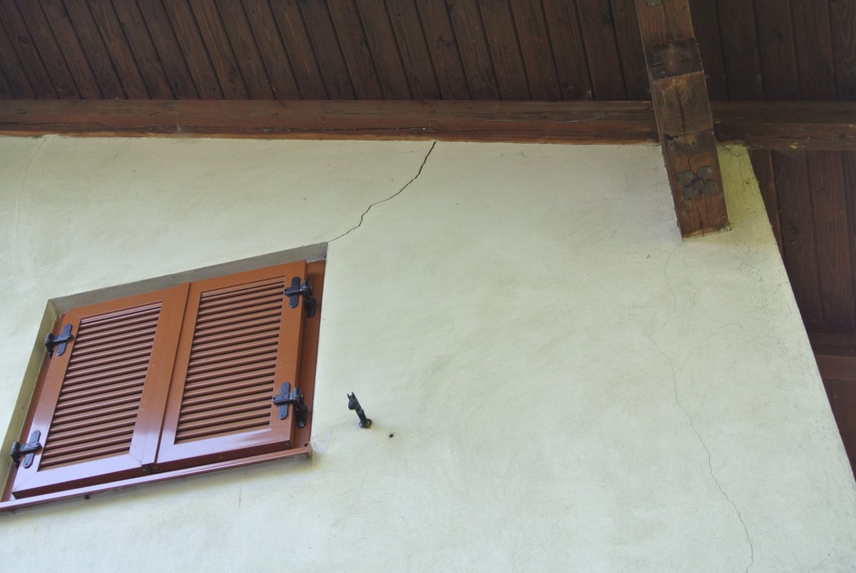 stabilisierung-streifenfundamente-haus-mondsee_03