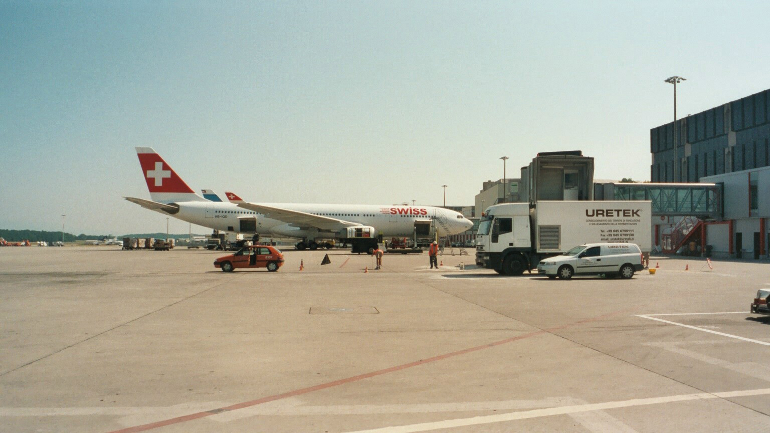 stabilisierung-bodenbelaege-flughafen-genf_01