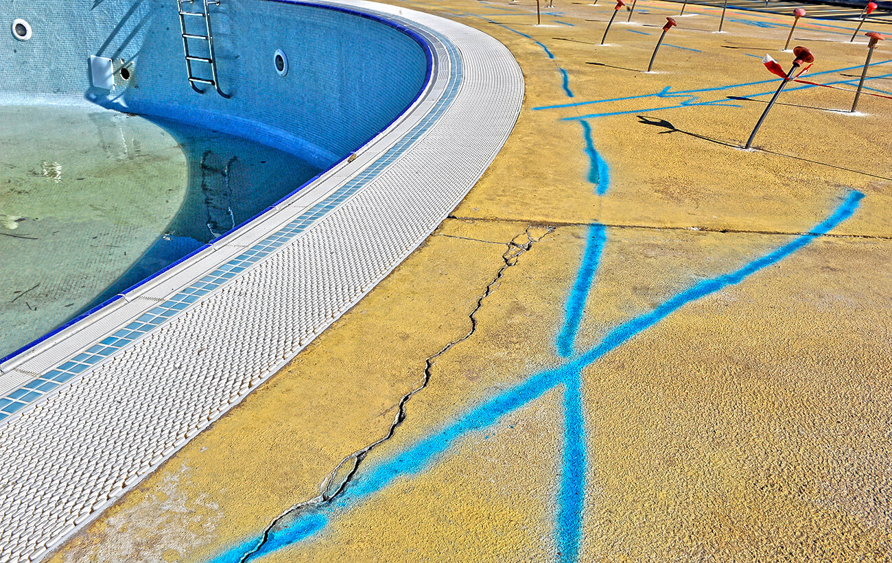 Sanierung von Baugrundsetzung in Schwimmbad