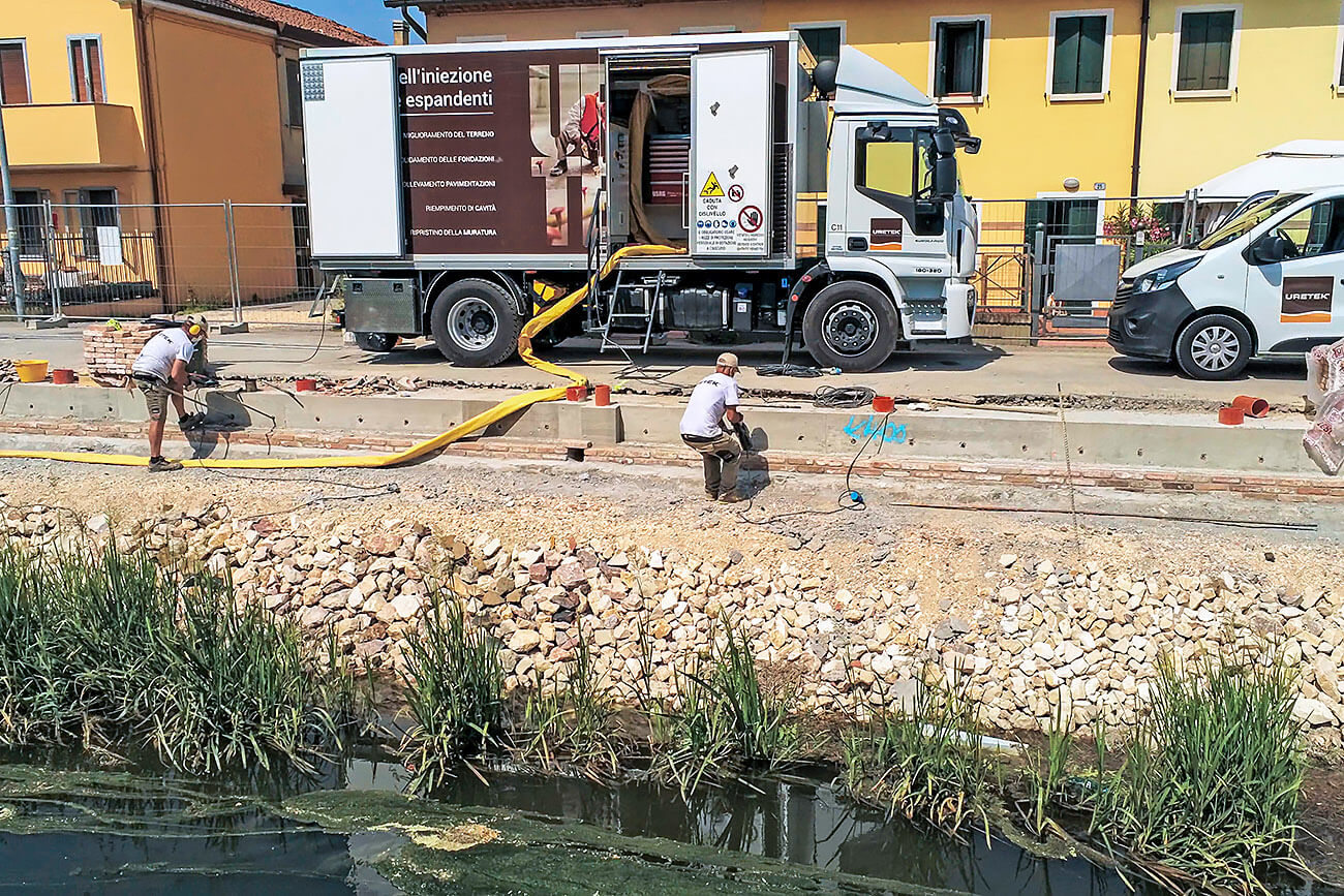 Befestigung nach Setzungen am Ufer